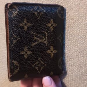Louis Vuitton Monogram Billfold Wallet